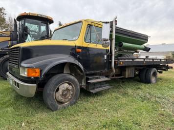 Main image International 4700